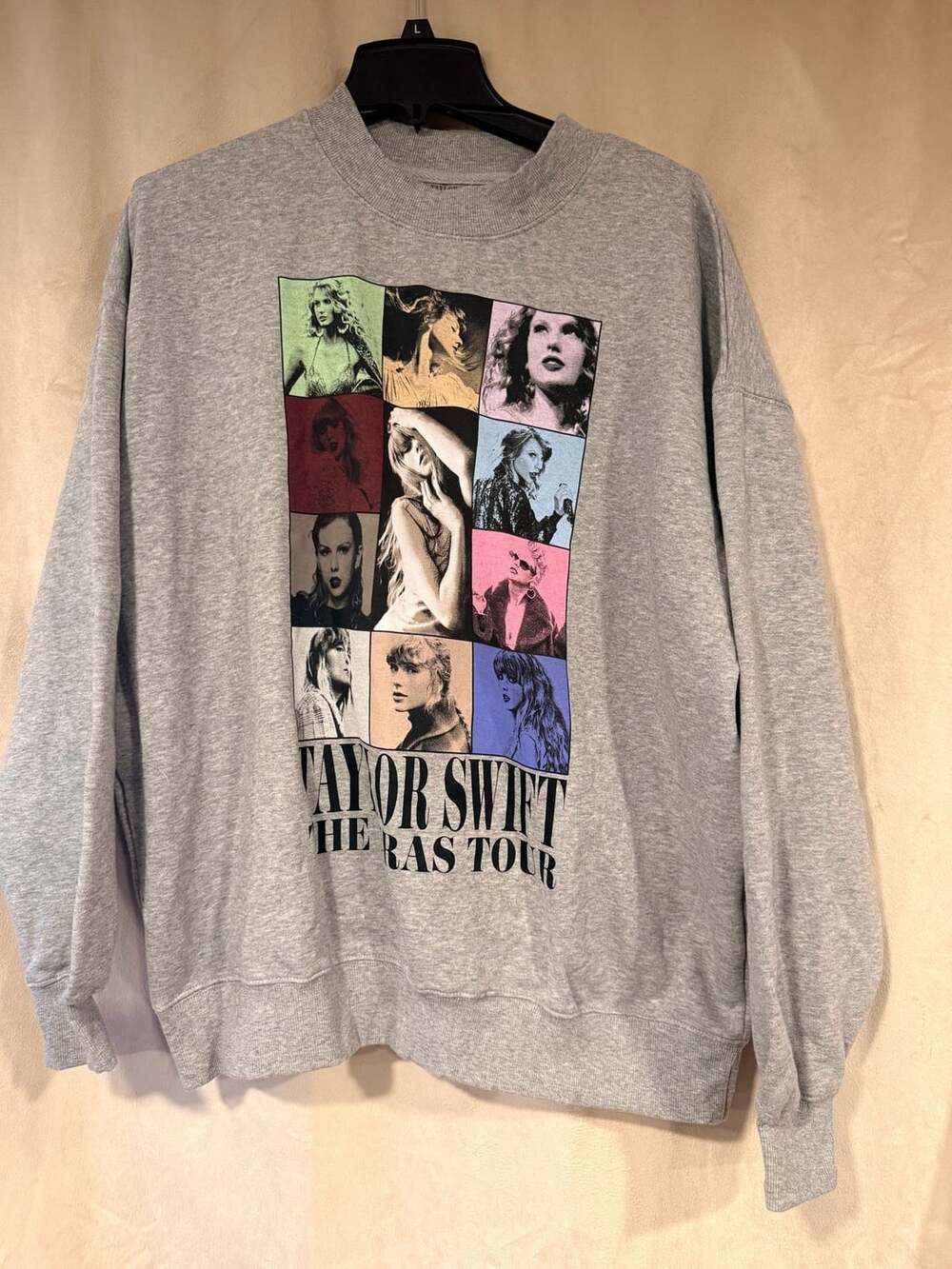 Taylor Swift The Eras Tour Graphic Crewneck Sweatshirt Size L